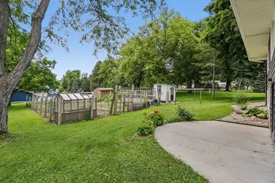W270N195  Arrowhead Trl, Pewaukee, WI 53188 - Photo 26