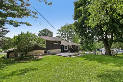 W270N195  Arrowhead Trl, Pewaukee, WI 53188 - Photo 32