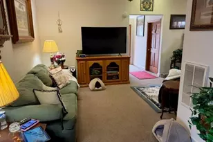 629 Cogswell Dr, Salem Lakes, WI 53170 - Photo 4