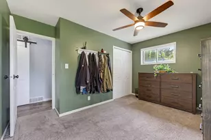 6526 W Burdick Ave, Milwaukee, WI 53219 - Photo 12
