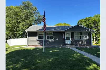6526 W Burdick Ave, Milwaukee, WI 53219 - Photo 1