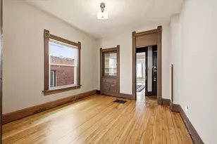 1685 N Humboldt Ave, Milwaukee, WI 53202 - Photo 24