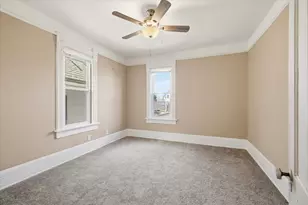 1685 N Humboldt Ave, Milwaukee, WI 53202 - Photo 12