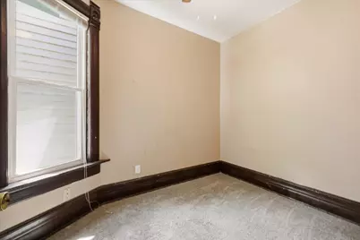 1685 N Humboldt Ave #1687, Milwaukee, WI 53202 - Photo 16