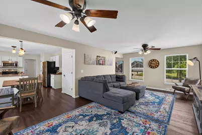 600 E Randy Rd, Oak Creek, WI 53154 - Photo 20