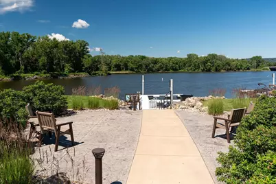 329  River Pt, La Crosse, WI 54601 - Photo 8
