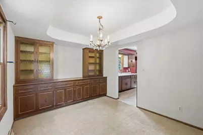7881  Hill  'n Dale Ct, Cedarburg, WI 53012 - Photo 8