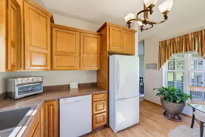 6551  Meadowlands Cir #4 B, Pleasant Prairie, WI 53158 - Photo 10