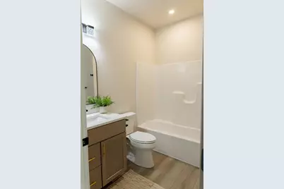 332 S 2nd St, Oostburg, WI 53070 - Photo 22