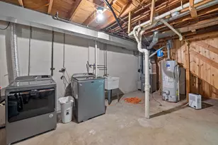 307 N 7th St, Racine, WI 53185 - Photo 12