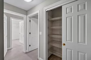1920 N Farwell Ave, Milwaukee, WI 53202 - Photo 32