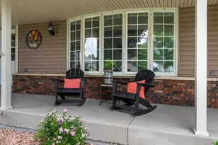 315 S Lincoln Dr, Howards Grove, WI 53083 - Photo 2
