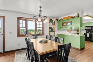 315 S Lincoln Dr, Howards Grove, WI 53083 - Photo 8