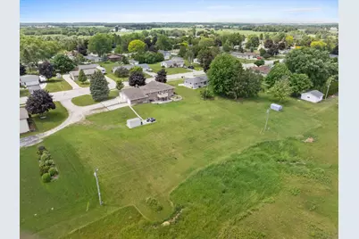 315 S Lincoln Dr, Howards Grove, WI 53083 - Photo 32