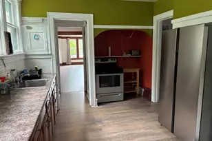 1818 E Kenwood Blvd, Milwaukee, WI 53211 - Photo 6