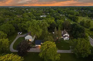 12112 N Wauwatosa Rd, Mequon, WI 53097 - Photo 14