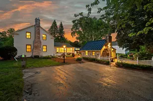 12112 N Wauwatosa Rd, Mequon, WI 53097 - Photo 2