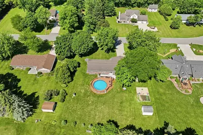 4112  Mueller Dr, Hartford, WI 53027 - Photo 24
