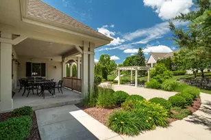 1201 Woodland Hills Dr, Waukesha, WI 53188 - Photo 52