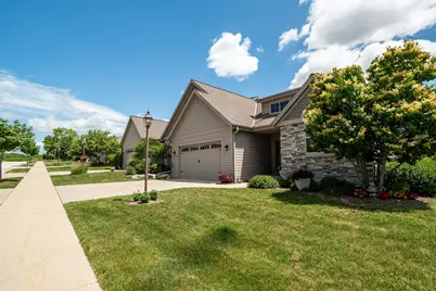 1201  Woodland Hills Dr, Waukesha, WI 53188 - Photo 4