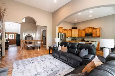 1201  Woodland Hills Dr, Waukesha, WI 53188 - Photo 8