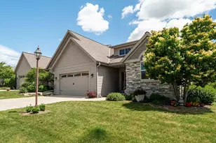 1201 Woodland Hills Dr, Waukesha, WI 53188 - Photo 2