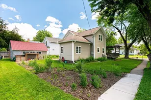 404 E Gillette St, Viroqua, WI 54665 - Photo 18