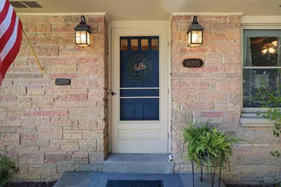 10205 W Feerick Pl, Wauwatosa, WI 53222 - Photo 32