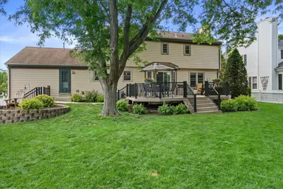 1237  Cavalier Dr, Waukesha, WI 53186 - Photo 44