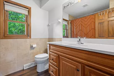 1237  Cavalier Dr, Waukesha, WI 53186 - Photo 30