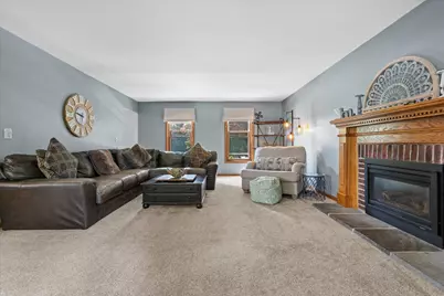 1237  Cavalier Dr, Waukesha, WI 53186 - Photo 14