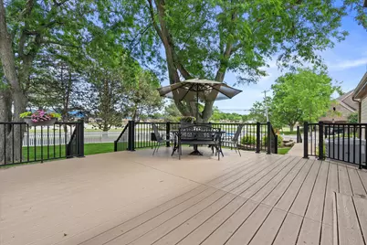1237  Cavalier Dr, Waukesha, WI 53186 - Photo 40
