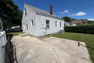 2850 S 50th St, Milwaukee, WI 53219 - Photo 32