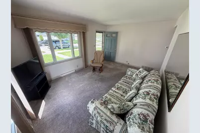 2850 S 50th St, Milwaukee, WI 53219 - Photo 4