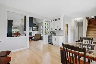 N76W36096 Saddlebrook Ln, Lac La Belle, WI 53066 - Photo 8
