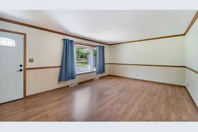 518 W Grand Ave, Port Washington, WI 53074 - Photo 4