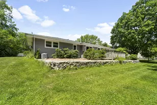 518 W Grand Ave, Port Washington, WI 53074 - Photo 32