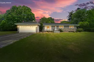 518 W Grand Ave, Port Washington, WI 53074 - Photo 2
