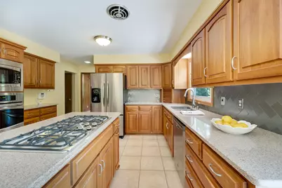 518 W Grand Ave, Port Washington, WI 53074 - Photo 8