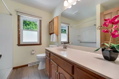 518 W Grand Ave, Port Washington, WI 53074 - Photo 20