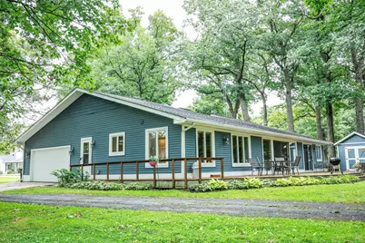 575  Illinois Ave, Green Lake, WI 54941 - Photo 2