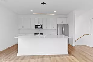 4163 E Hemlock Dr, Oak Creek, WI 53154 - Photo 10