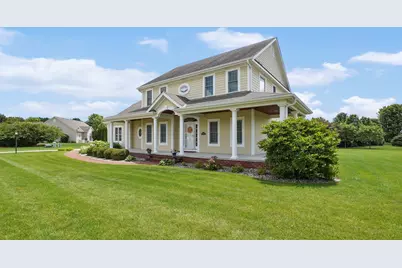 N75W24615  Overland Rd, Sussex, WI 53089 - Photo 2