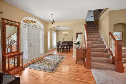 N75W24615  Overland Rd, Sussex, WI 53089 - Photo 6