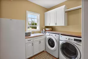 N75W24615 Overland Rd, Sussex, WI 53089 - Photo 22
