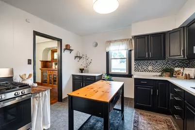 2132 S 62nd St, West Allis, WI 53219 - Photo 8
