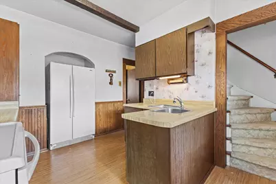2226 S 90th St, West Allis, WI 53227 - Photo 24