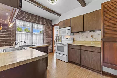 2226 S 90th St, West Allis, WI 53227 - Photo 22