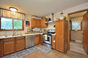 6709 Spruce Ln, Racine, WI 53185 - Photo 12