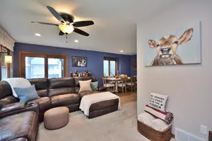 6709 Spruce Ln, Racine, WI 53185 - Photo 6